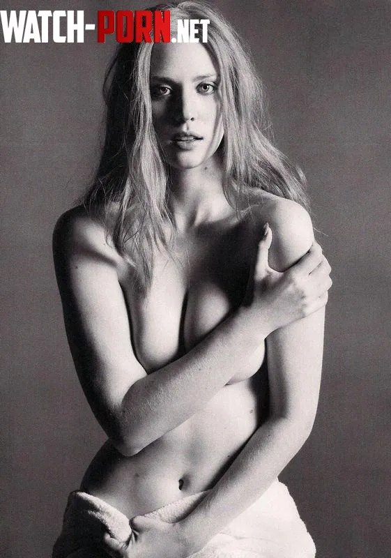 Deborah Ann Woll No make up No shirt 2011 by stakkapoolz