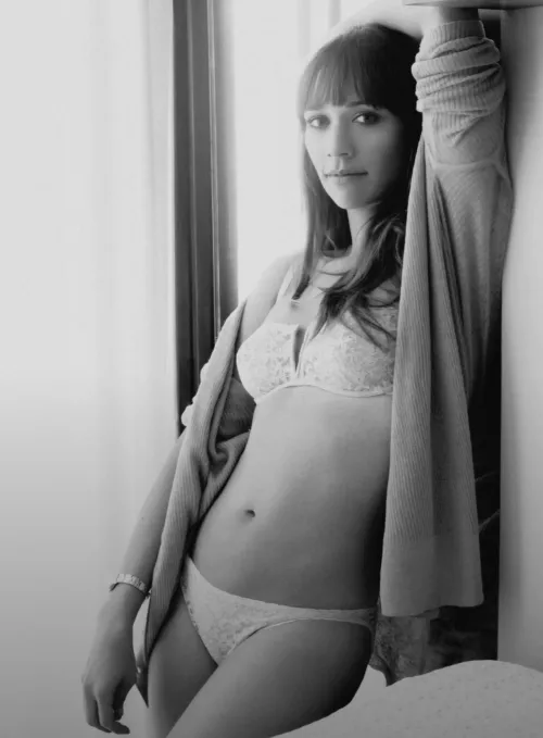 Thumbnail Rashida Jones - A Spotlight on CelebsGW