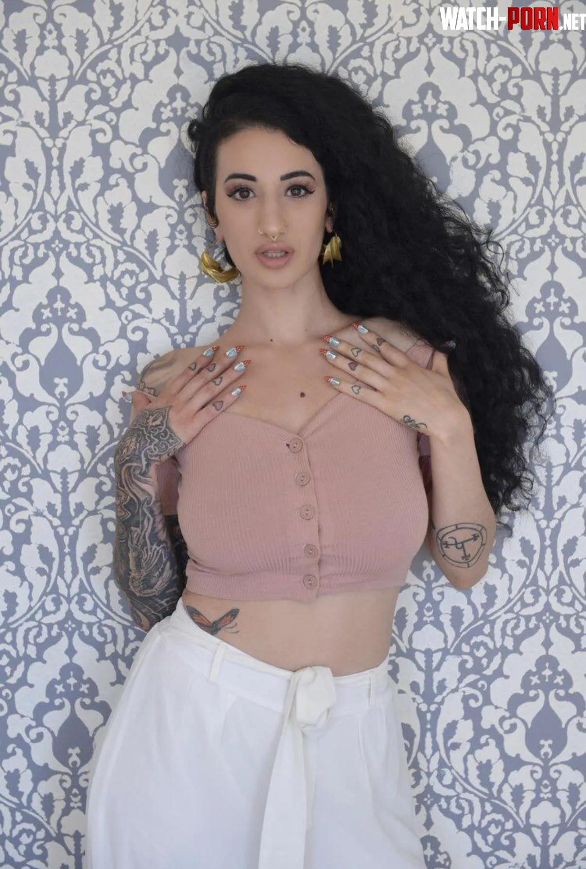 Arabelle Raphael by FinancialJump3808