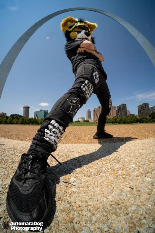 Thumbnail Fursuit Friday: Power Stance of the Dog by AutomataDog