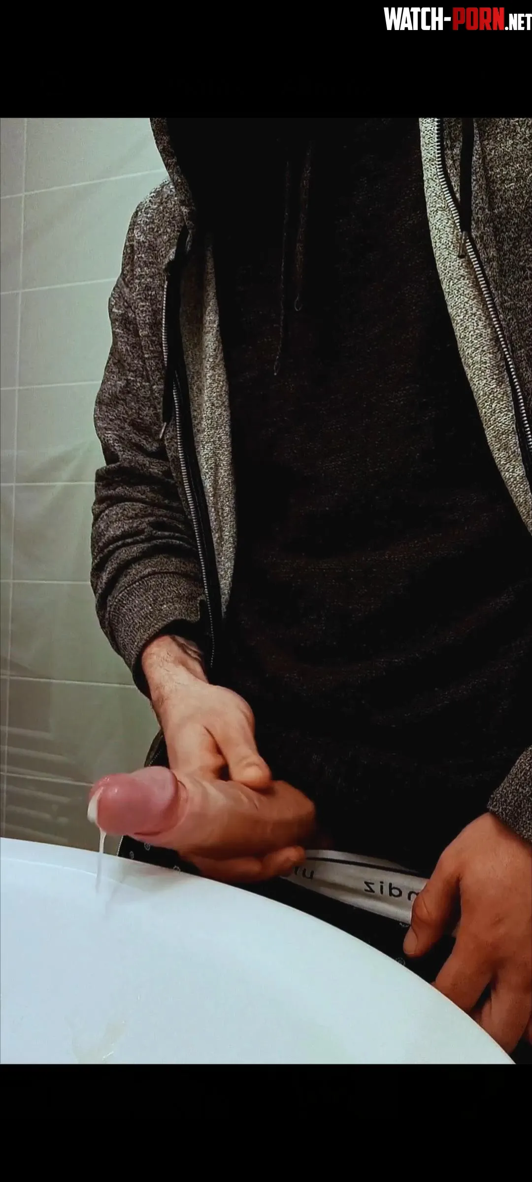 Looking for HELP Some bathroom cleanup will be needed by HighNightz