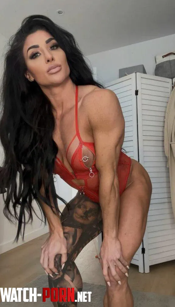 Do you like seeing my hard muscular body get fucked by Sweet_Sirenxx
