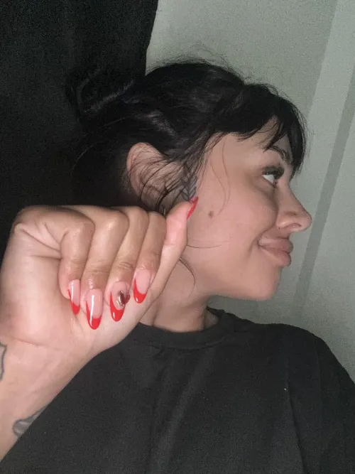 Thumbnail Red Love Confession - Tattooedqueen1_'s Passion | nailFetish Category