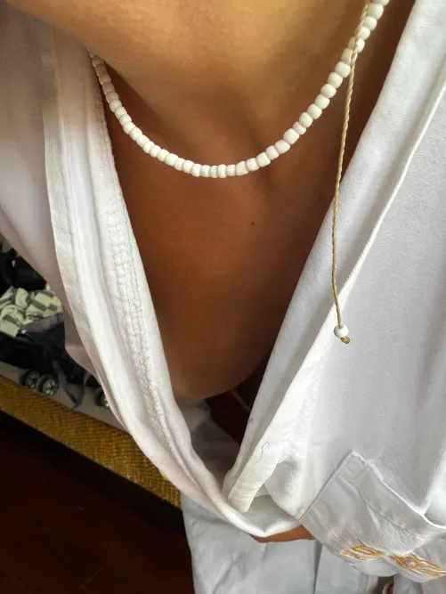 Thumbnail Does This Angle Look Good? - Desperate_Fortune321 | Downblouse
