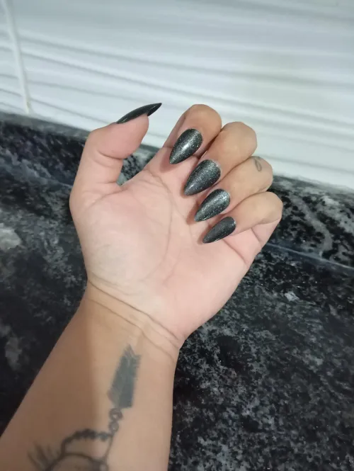 Thumbnail Beauty in Simplicity - Sweeteyes094's Passion | nailFetish Category