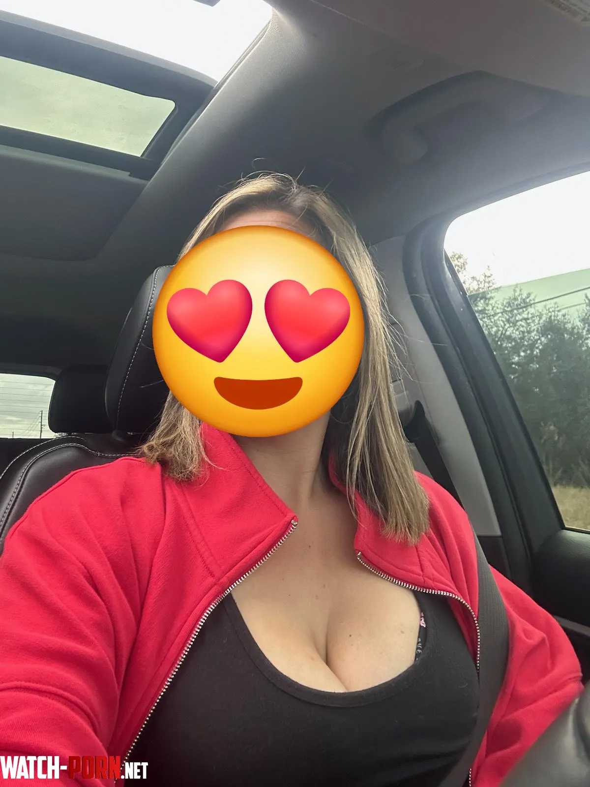 GroomedHotwife143 by GroomedHotwife143