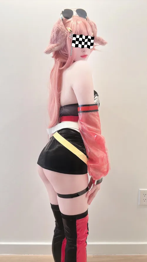 Thumbnail Bunnygirl Mina Stuns as Racer Girl Yae Miko from Genshin