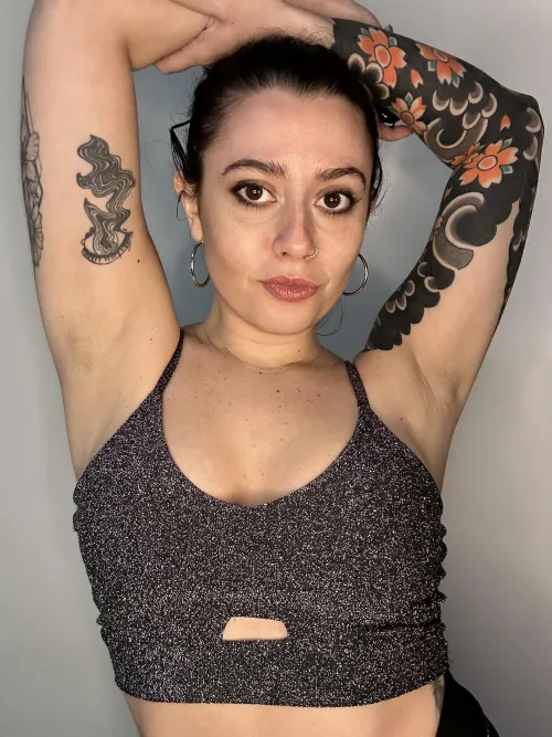 Thumbnail xEzracubix Teases with Armpit Worship Invitation
