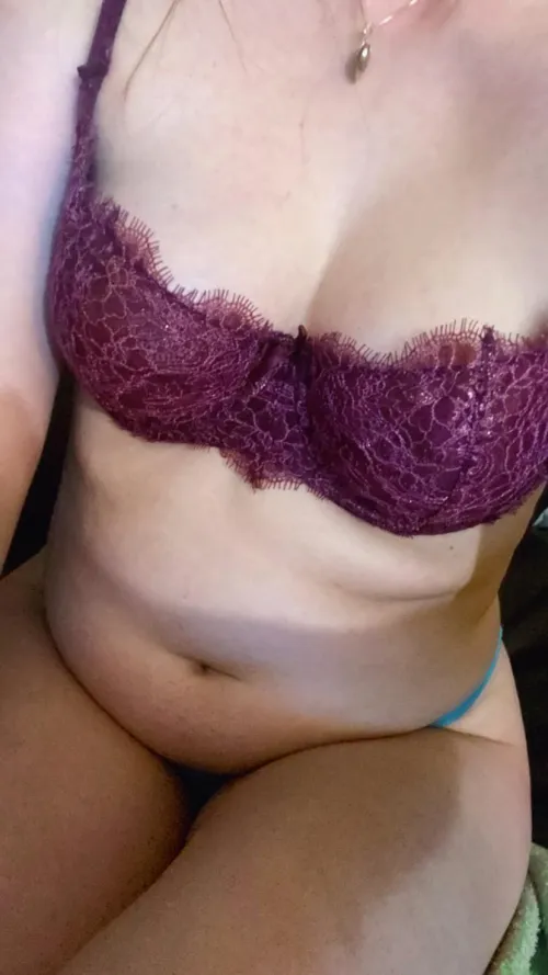 Thumbnail Embarking on a Journey: Glitter-unicorn123's First Time in ThickThighs Realm