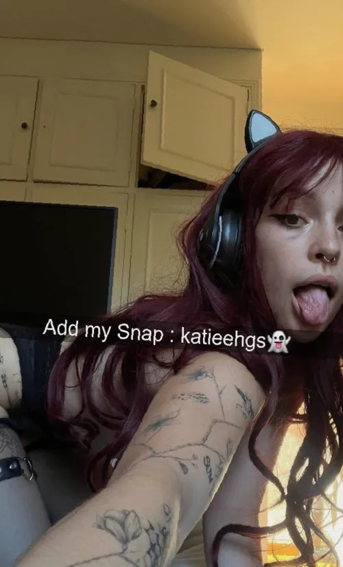 Thumbnail Theresa_Edmundse's All-Encompassing Appeal | SexyButNotPorn