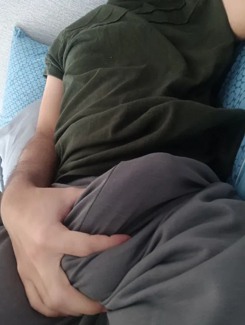 Thumbnail Unveiling the Mystery of 26 Straight Morning Wood with horny-boy-98