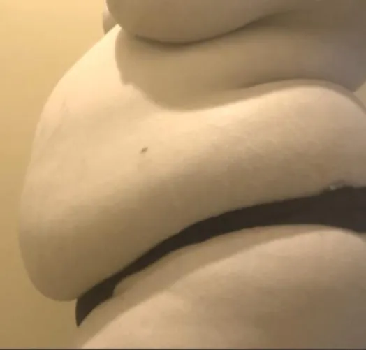 Thumbnail Alone-Public2783 Shares Thoughts on an 'Empty Belly' in Stuffers