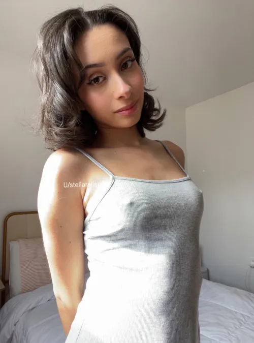 Thumbnail StellarElise Explores Pretty Pokies in a Captivating Read
