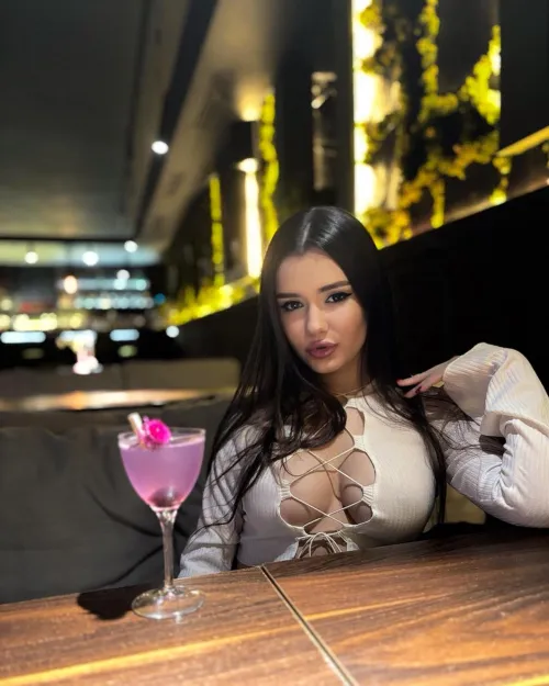 Thumbnail Revealing the Power of Cleavage | TonerSK