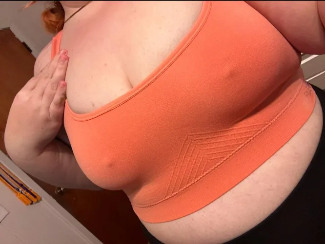 Thumbnail Feeling Cold and Lonely: Gold-Gene-378's BBW Experience