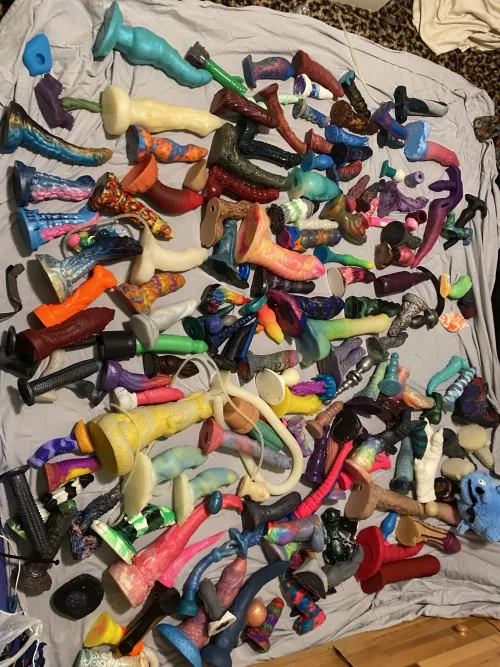 Thumbnail Exploring BadDragon: A Look into Stubbornnail's Collection
