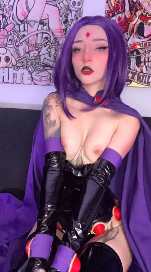 Thumbnail Raven from Teen Titans: A NudeCosplay by Zoey, Revealed by Sweetiecutexx