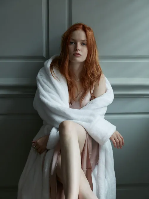 Thumbnail Meet Ellie Bamber - Author: bahromvk | Category: RedheadedGoddesses