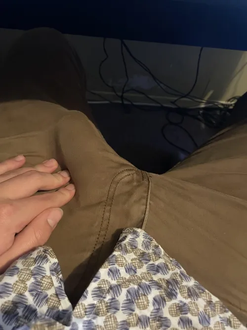Thumbnail Lucasthebeast18 Rocks Straight Style in Work Pants | Bulges