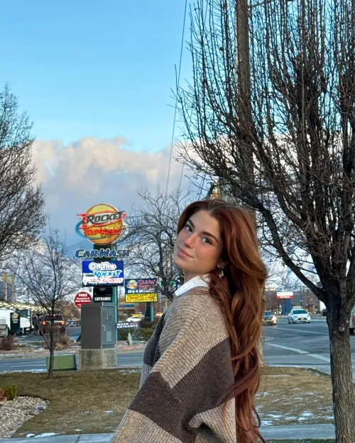 Thumbnail Unveiling the Allure of Hannah Stein in PrettyGirls