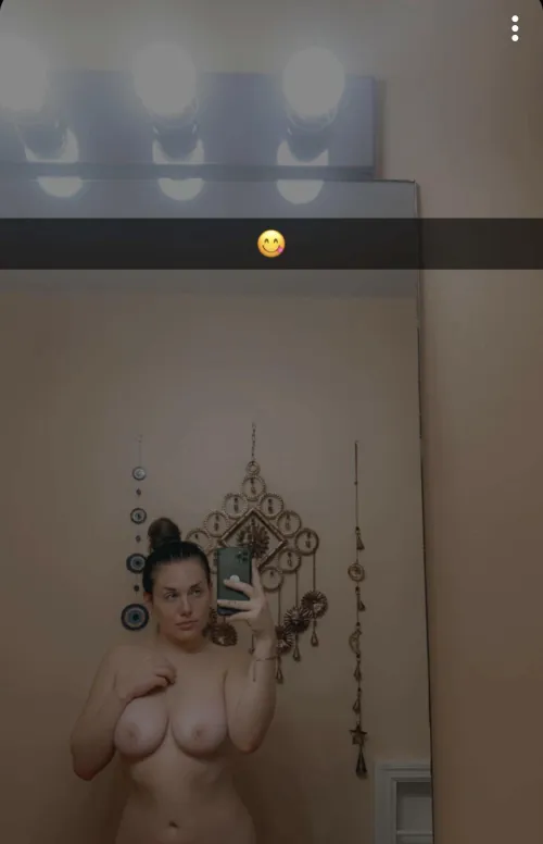 Thumbnail MirrorSelfie Magic with queenkocky