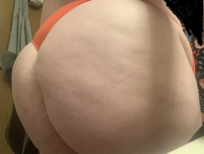Thumbnail The Allure of Red Thongs: Logical_Silver575's BBW Discovery