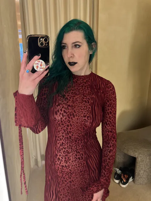 Thumbnail Braless in My Dress - Insights from sirenskiss3