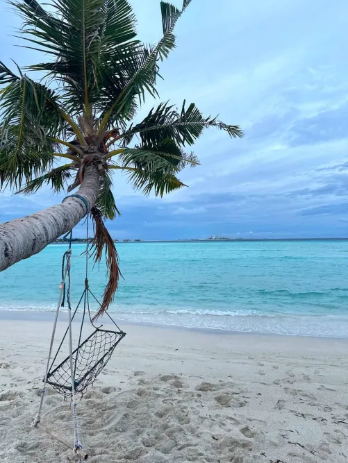 Thumbnail Discover the Popular Beach Swing of Guraidhoo Islands, Maldives | iampropinquity