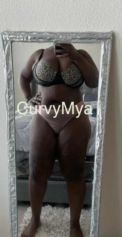 Thumbnail Ebony Amateurs Exposed in 'All Natural Woman'