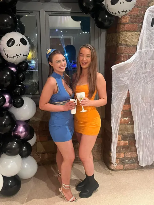 Thumbnail Blue and yellow tight dress vibes - agrowander16