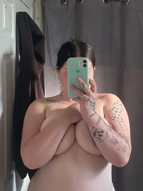 Thumbnail Mirror Selfie Capture: Am I Your Type? | Tara_6990 - MirrorSelfie