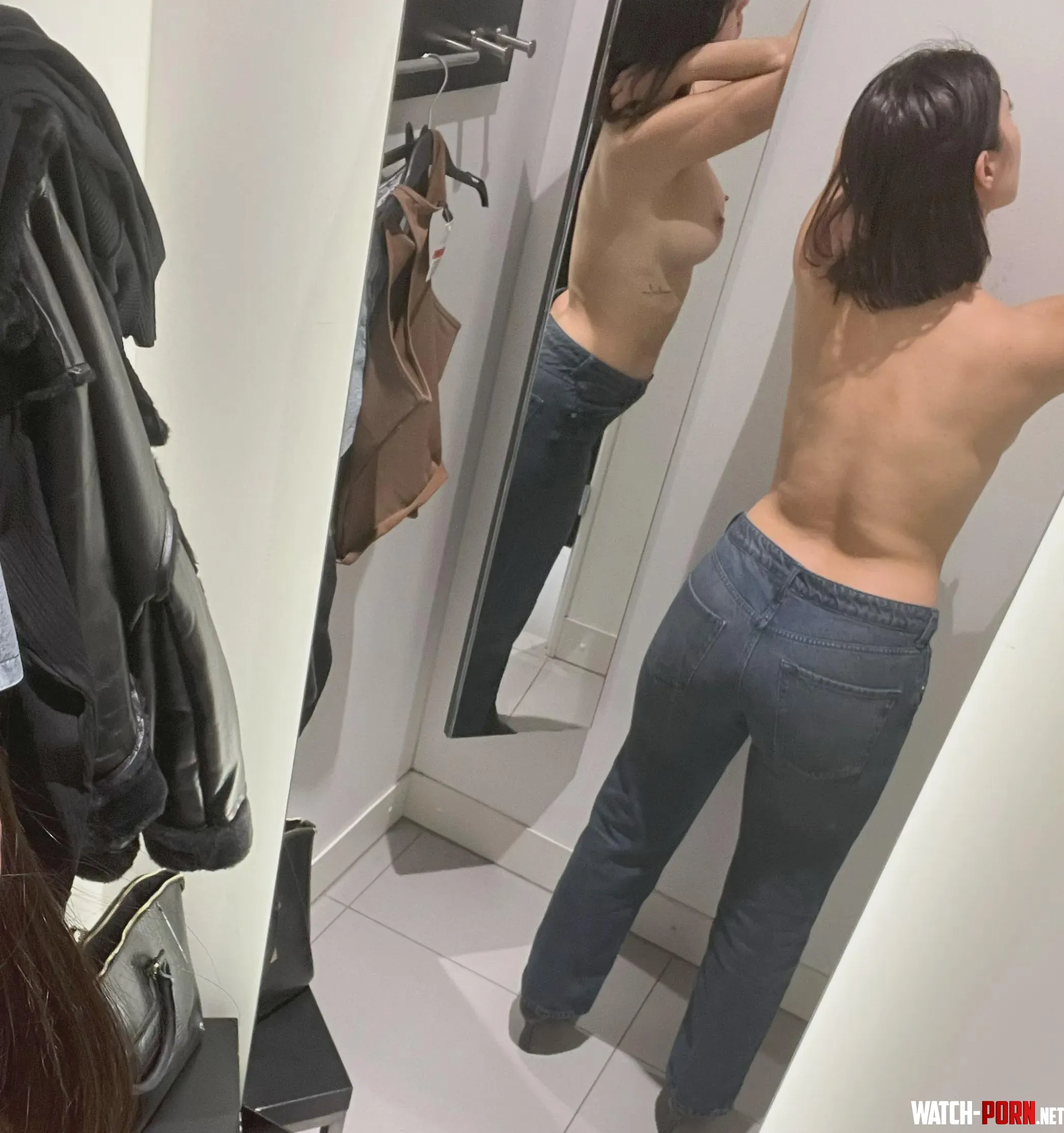 that ass looks really good in jeans dont you think by saltedcrispyy