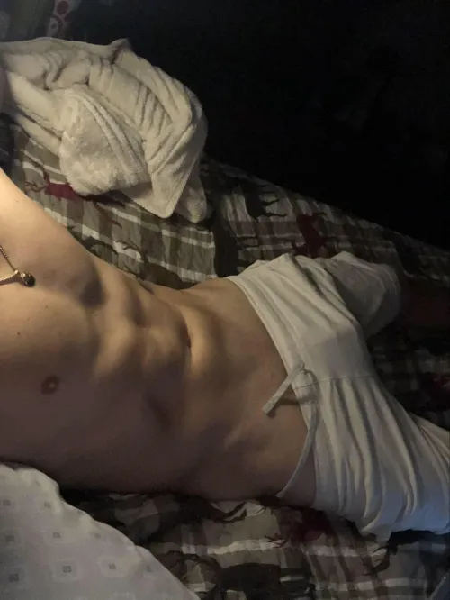 Thumbnail Lonely Evening Stories: 34 Straight Desires by knoxornash | Bulges