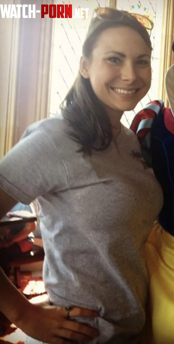 Nice tits underneath the Tshirt by Ok_Flan_3022
