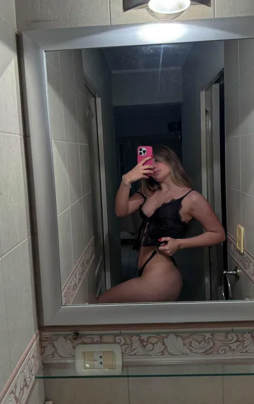 Thumbnail Unclothed Encounters: Morepower333's MirrorSelfie Challenge