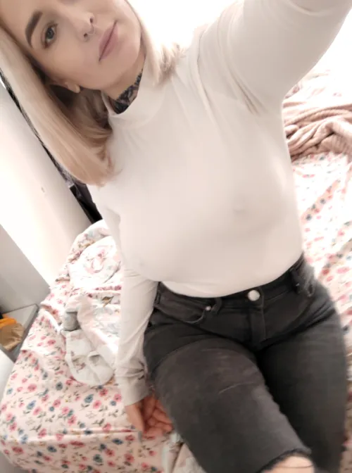 Thumbnail Tempting Teasers: Enjoy Some Pokies | Voru-avvi