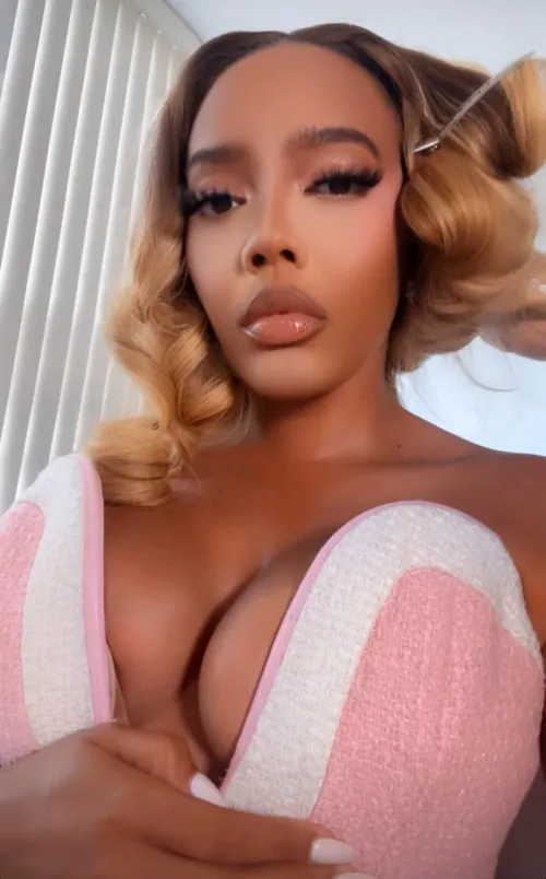 Thumbnail Angela Simmons Shines on HipHopGoneWild by RayLoco82
