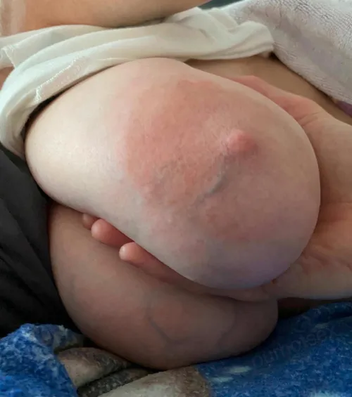 Thumbnail Ourhotsex's Big Areola Extravaganza: More than a Handful, Always!