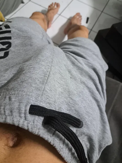 Thumbnail Global_Spinach_1261 Revels in '18 Straight' - A Compelling Exploration of Bulges