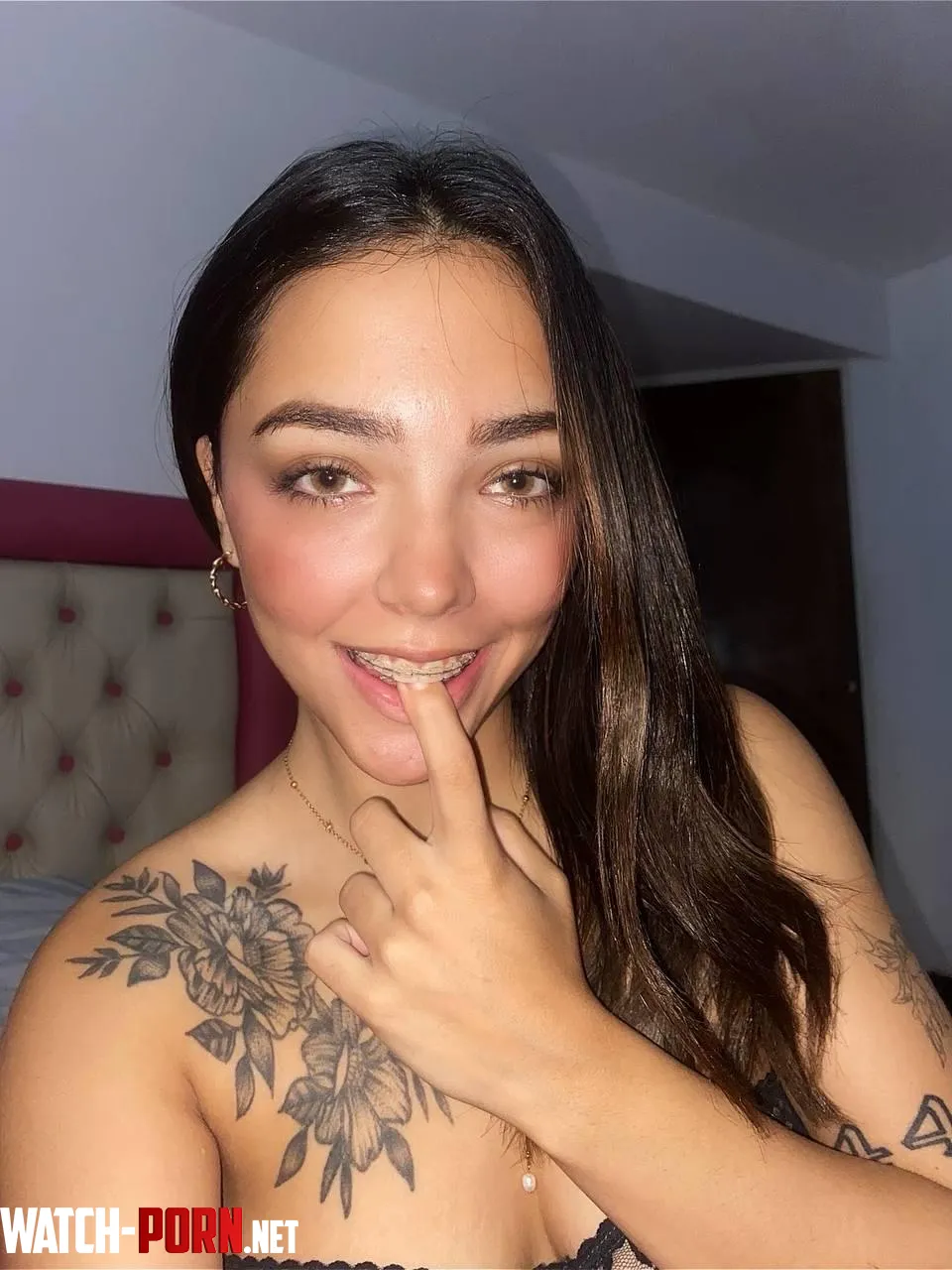 First post 19 am I your type by Skyla6969