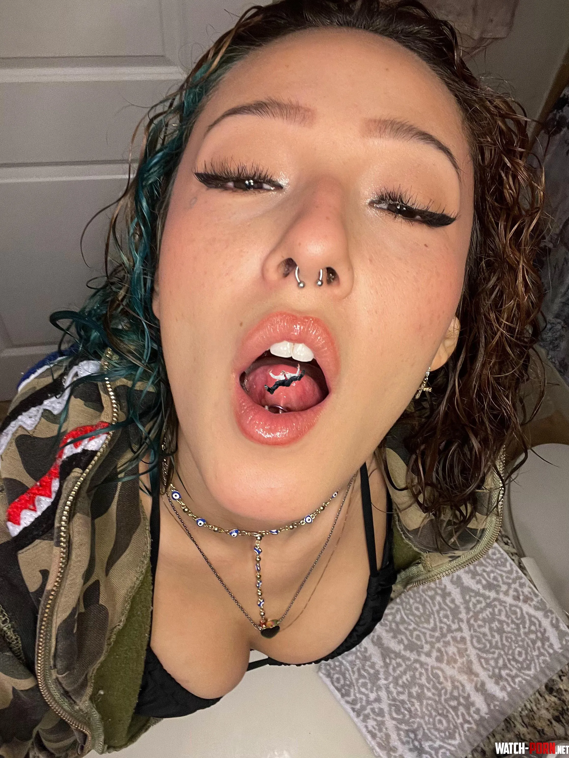 image Youre so tiny I could swallow you whole by Commercial_Reserve95