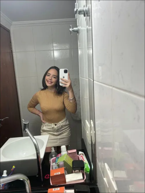 Thumbnail 18-Year-Old Rocks Tight Outfit - girl_from_dream | tightdresses Category