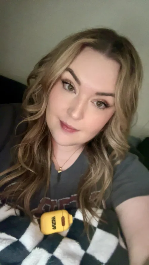 Thumbnail Greeted by BBW Beauty: Hi by spacelush1