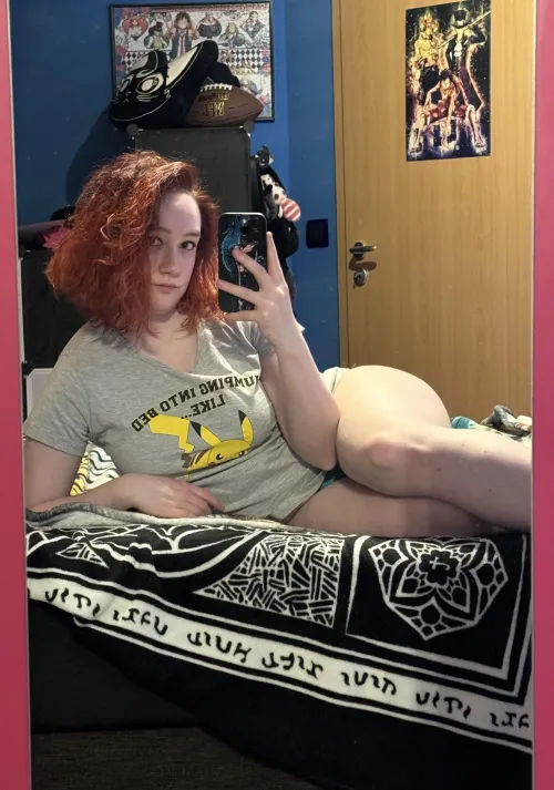Thumbnail Chill and Cuddle Together: Embracing PunkGirl Vibes | Bella_Bi