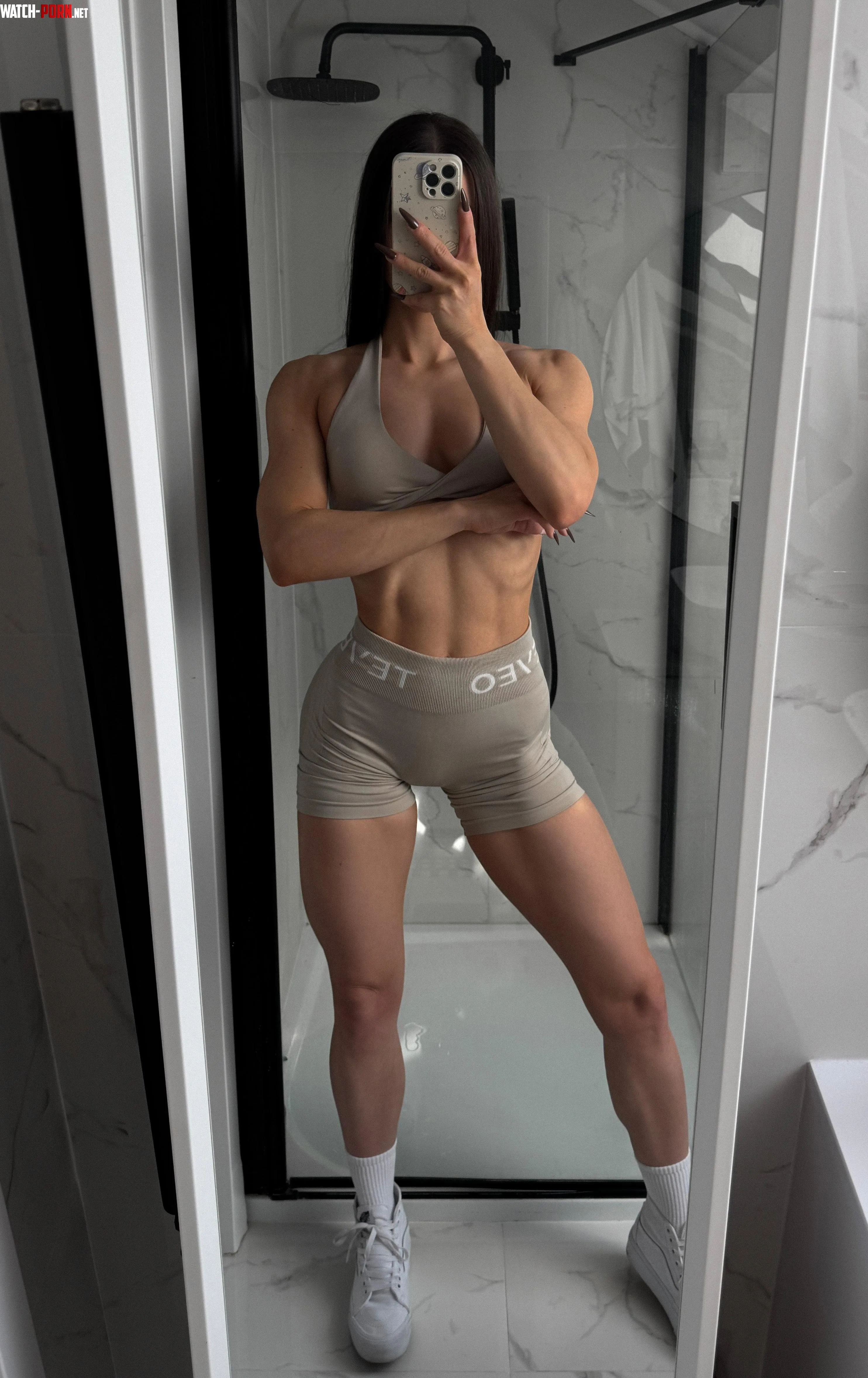 abs and legs by linasphysique_