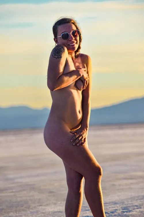 Thumbnail Naked at Golden Hour | KinksAlongTheWay