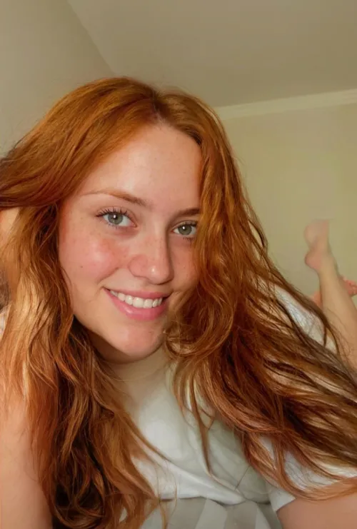 Thumbnail Puzzled_MJ's Morning Delight: A Shirt Smile Start