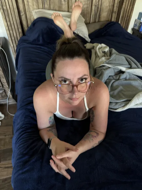 Thumbnail Captivating Moments: A Gaze of Desire by momentswithCatherine | OnlyFans101