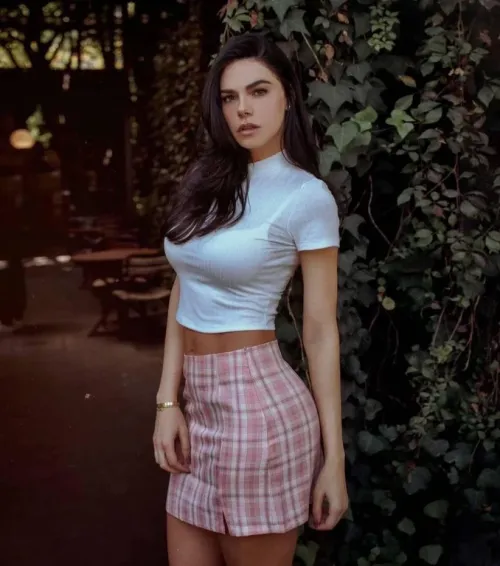 Thumbnail Livia Brito: Unveiling the Goddess | petracook