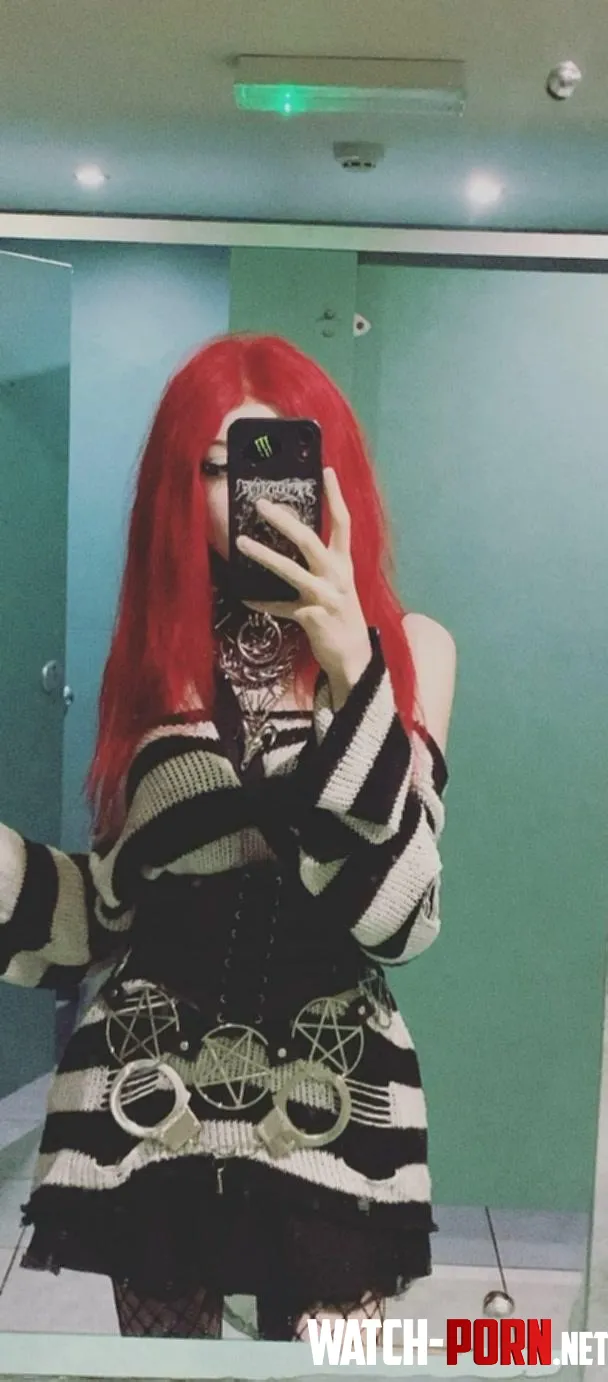 Too skinny or just right by LivingDeadGothh